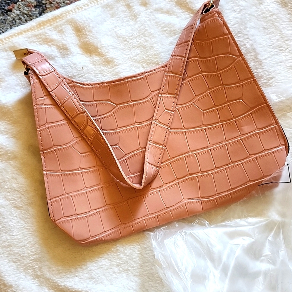 Light pink purse